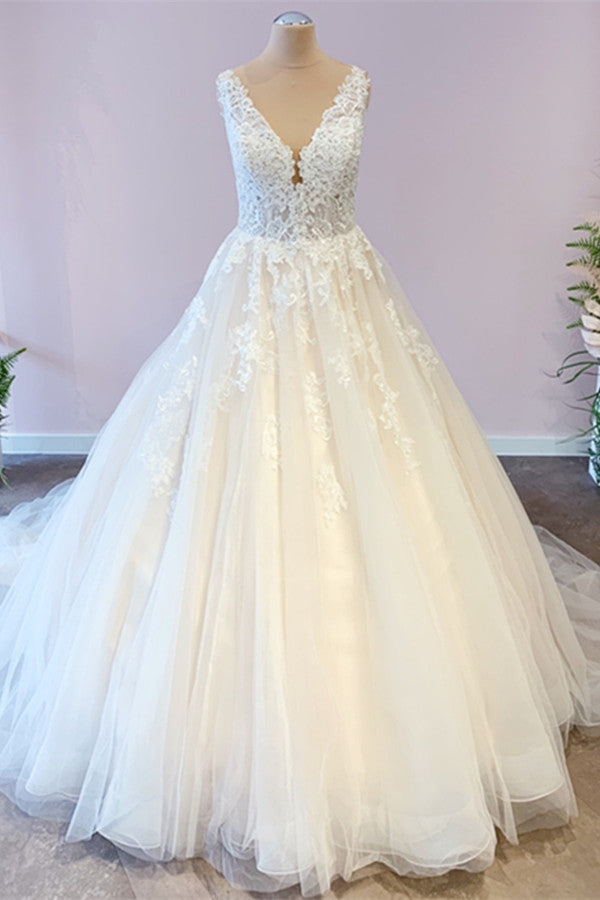 Gorgeous Long A-Line Tulle Wedding Dress With Appliques Lace-showprettydress