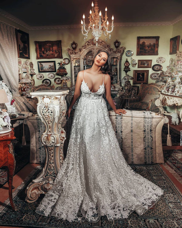 Gorgeous Long A-line V-neck 3D Floral Lace Wedding Dress-showprettydress