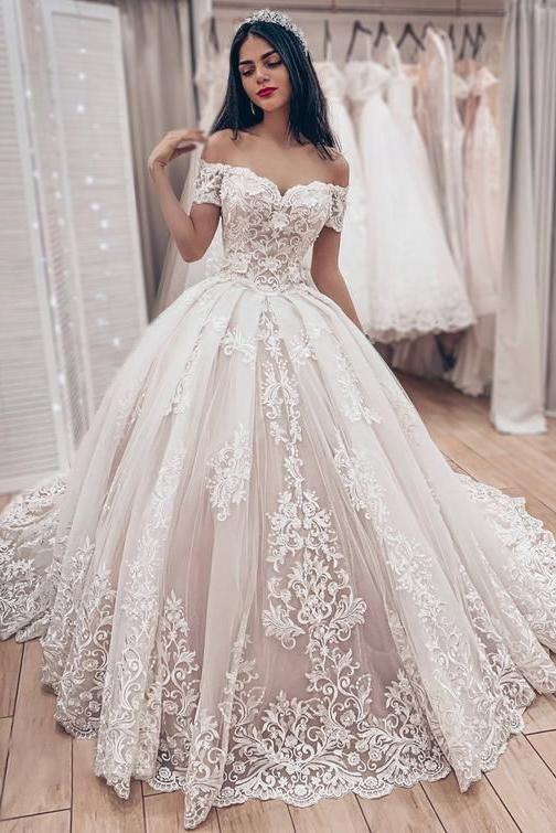 Gorgeous Long Ball Gown Off the Shoulder Lace Appliques Wedding Dress-showprettydress