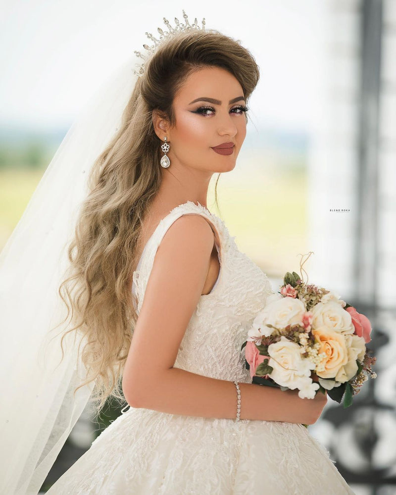 Gorgeous Long Princess V-neck Tulle Lace Wedding Dress-showprettydress