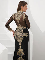 Gorgeous Luxury Evening Dresses Embroidered Beaded Queen Anneneck Long Sleeve Formal Gowns With Cloak-showprettydress