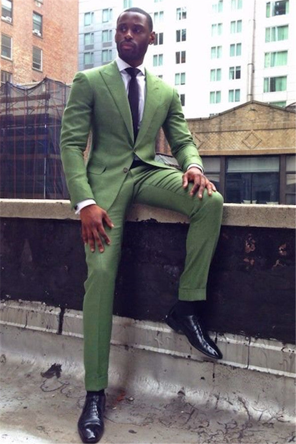 Green Slim Fit Bespoke Men Suit Peaked Lapel Two Pieces Prom Outfits-showprettydress