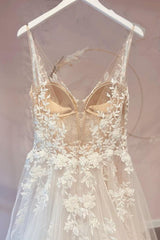 Long A-Line Appliques Lace Spaghetti Straps Sweetheart Tulle Wedding Dresses-showprettydress