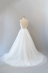 Long A-line Open Back Sequins Tulle Backless Wedding Dress-showprettydress