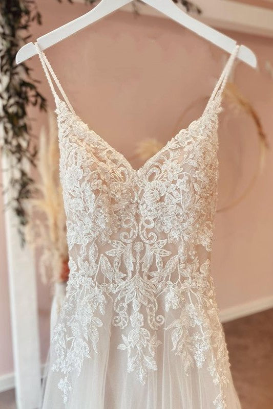 Long A-Line Spaghetti Straps Sweetheart Appliques Lace Tulle Wedding Dress-showprettydress