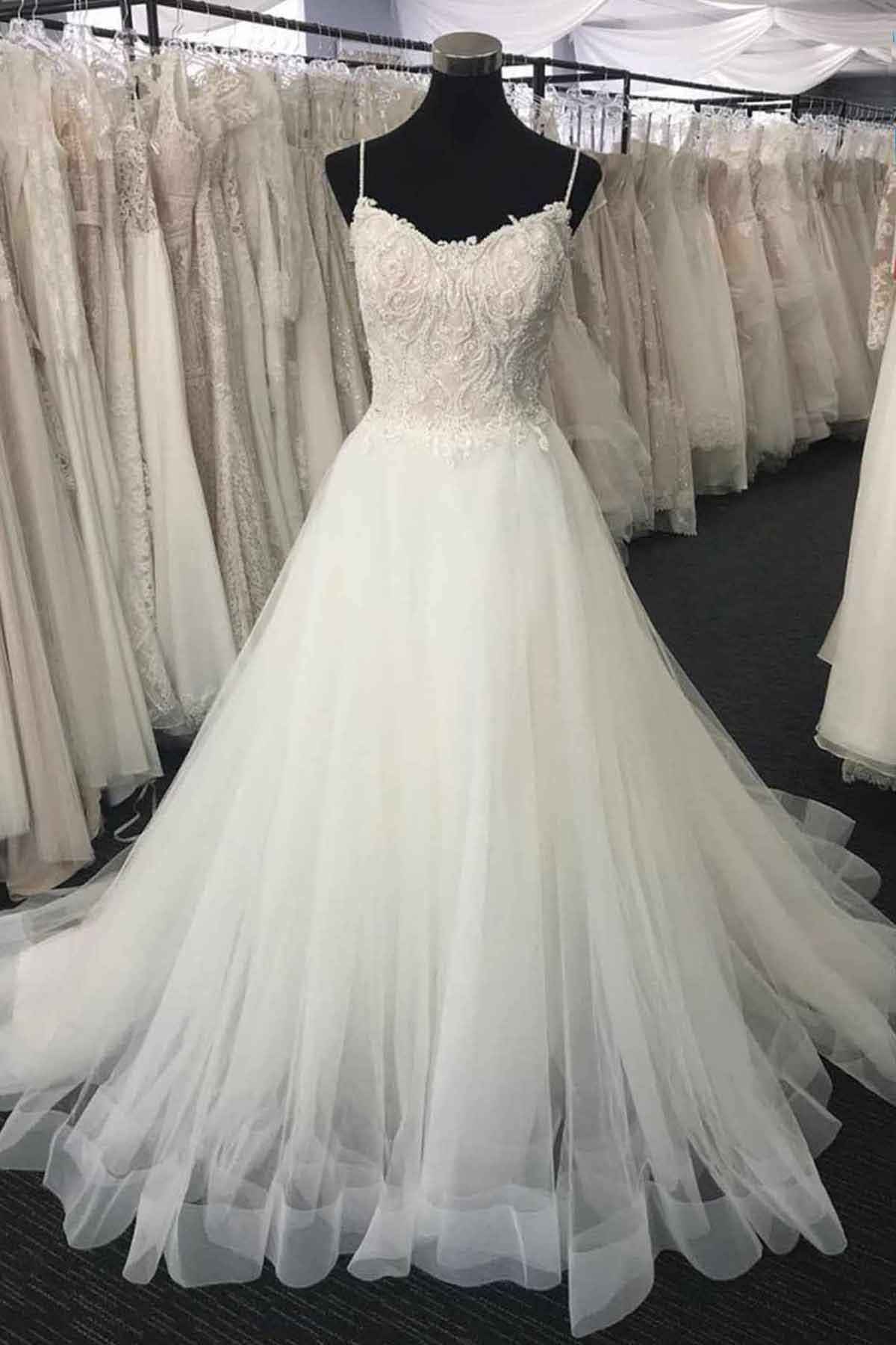 Long A-line Sweetheart Lace Tulle Wedding Dress-showprettydress