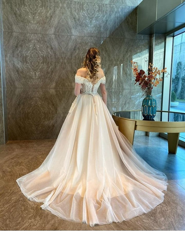 Long A-Line Sweetheart Off-the-Shoulder Backless Tulle Appliques Lace Wedding Dress-showprettydress