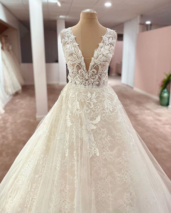 Long A-Line Wide Straps Tulle  Floral Lace Wedding Dress main image 1
