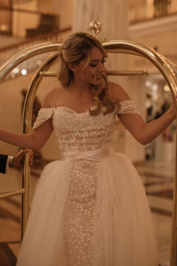Long Mermaid Off Shoulder Tulle Wedding Dress with Detachable Tulle Train-showprettydress