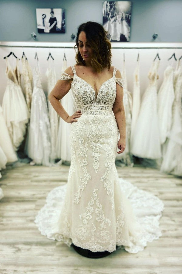 Long Mermaid Sweetheart Spaghetti Straps Open Back Appliques Lace Wedding Dress-showprettydress