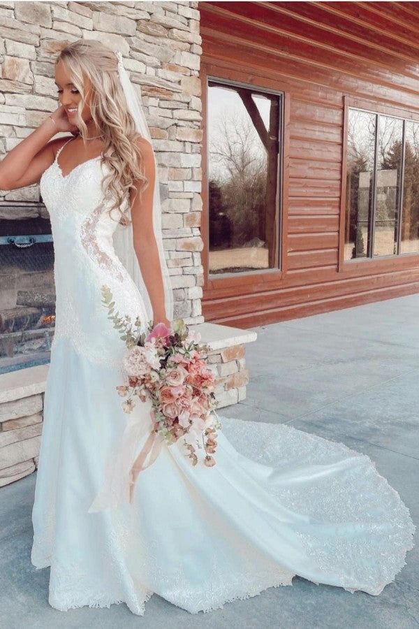 Long Mermaid V-neck Spaghetti Straps Appliques Lace Wedding Dress-showprettydress