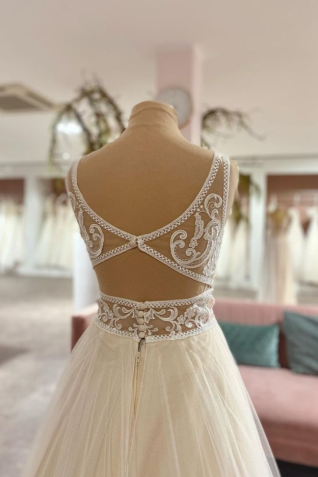 Long Sweetheart A-Line Tulle Appliques Lace Wedding Dress-showprettydress