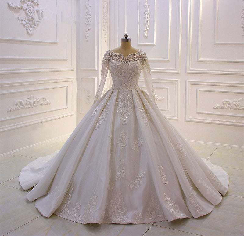 Luxurious White Long Sleevess Appliques Beadings Wedding Dress-showprettydress