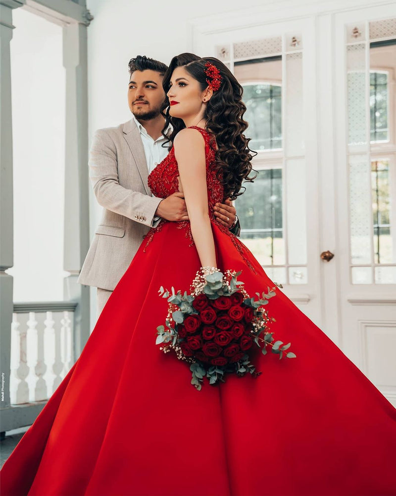 Luxury Long Princess Satin V-neck Wedding Dresses with Lace-showprettydress