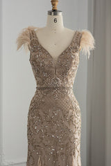 Luxury V Neck Mermaid Evening Dress with Feathers Appliques-showprettydress