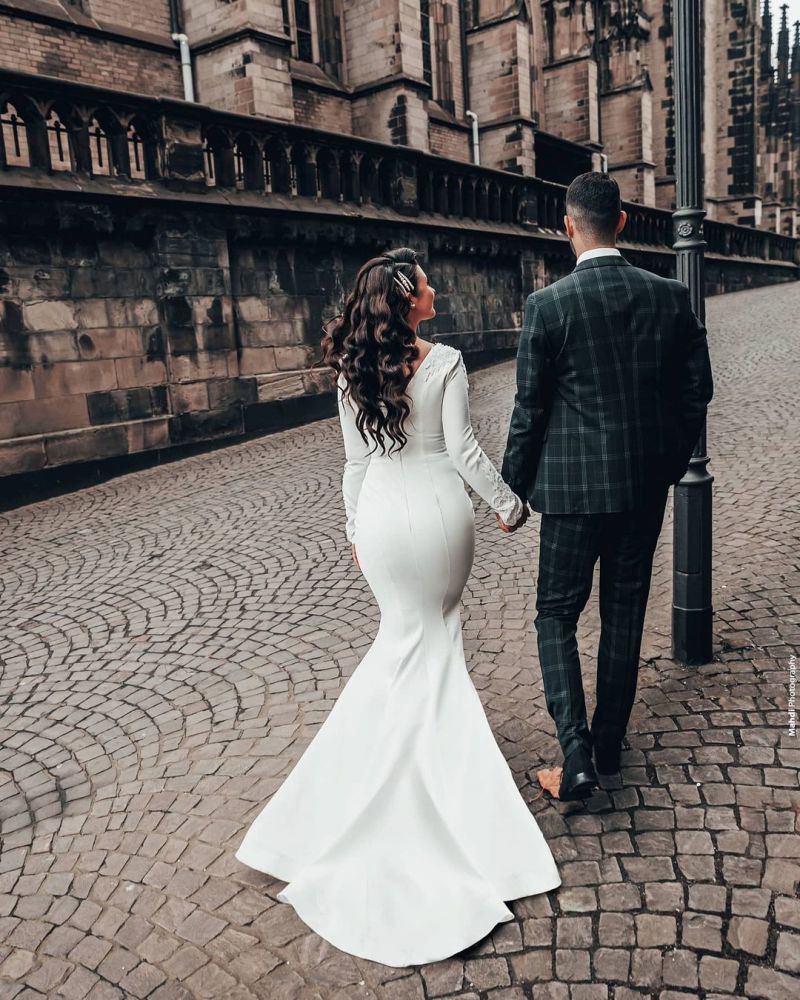 Mermaid Wedding Dress Long Sleeves Satin Bridal Gowns-showprettydress