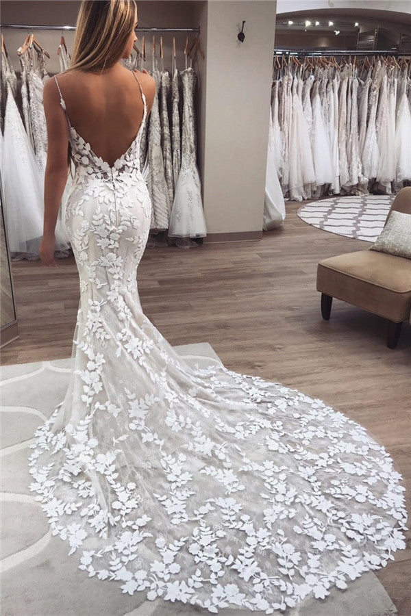 Modern Applique Spaghetti Strap Wedding Dresses Backless Sleeveless-showprettydress