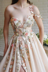 Modern Long A-line One Shoulder Flowers Tulle Prom Dress With Slit-showprettydress