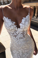 Modern Spaghetti Straps V Neck Lace Mermaid Wedding Dress-showprettydress
