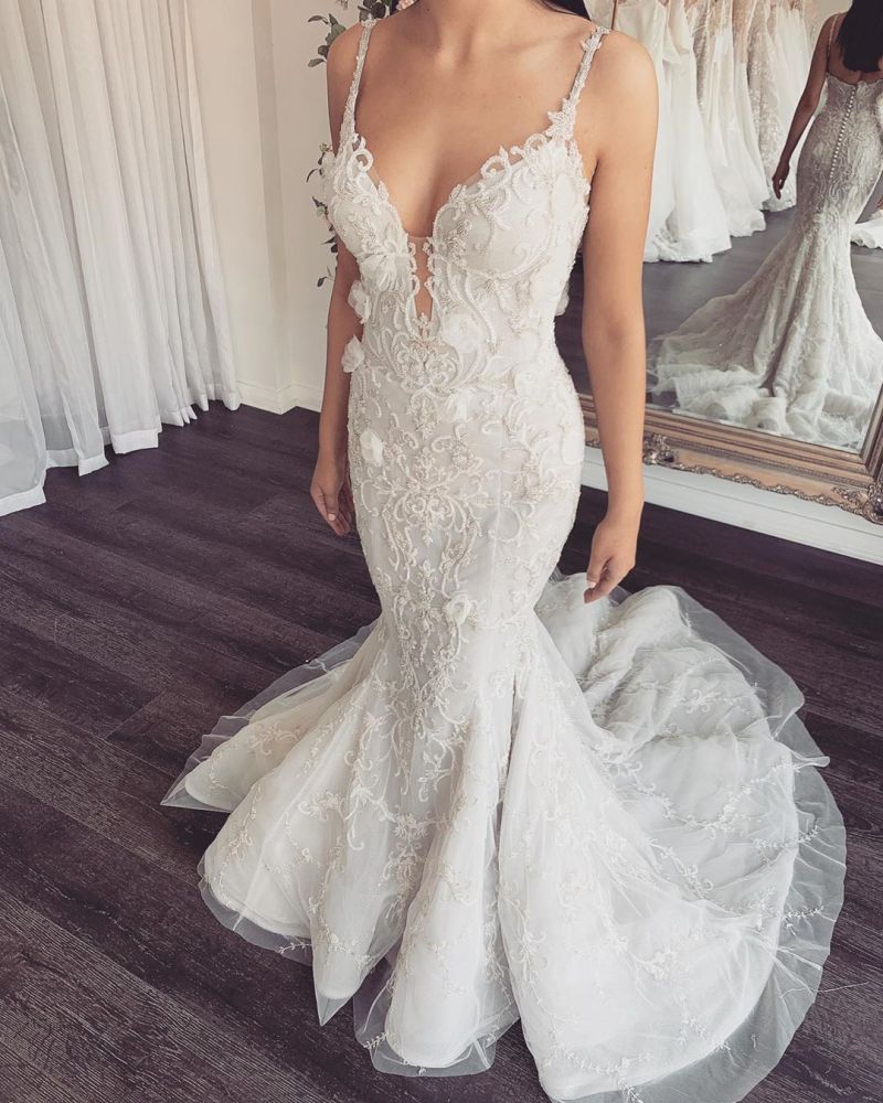 Modern V neck Sleeveless Lace Overskirt Bridal Gowns For Wedding New Arrival-showprettydress