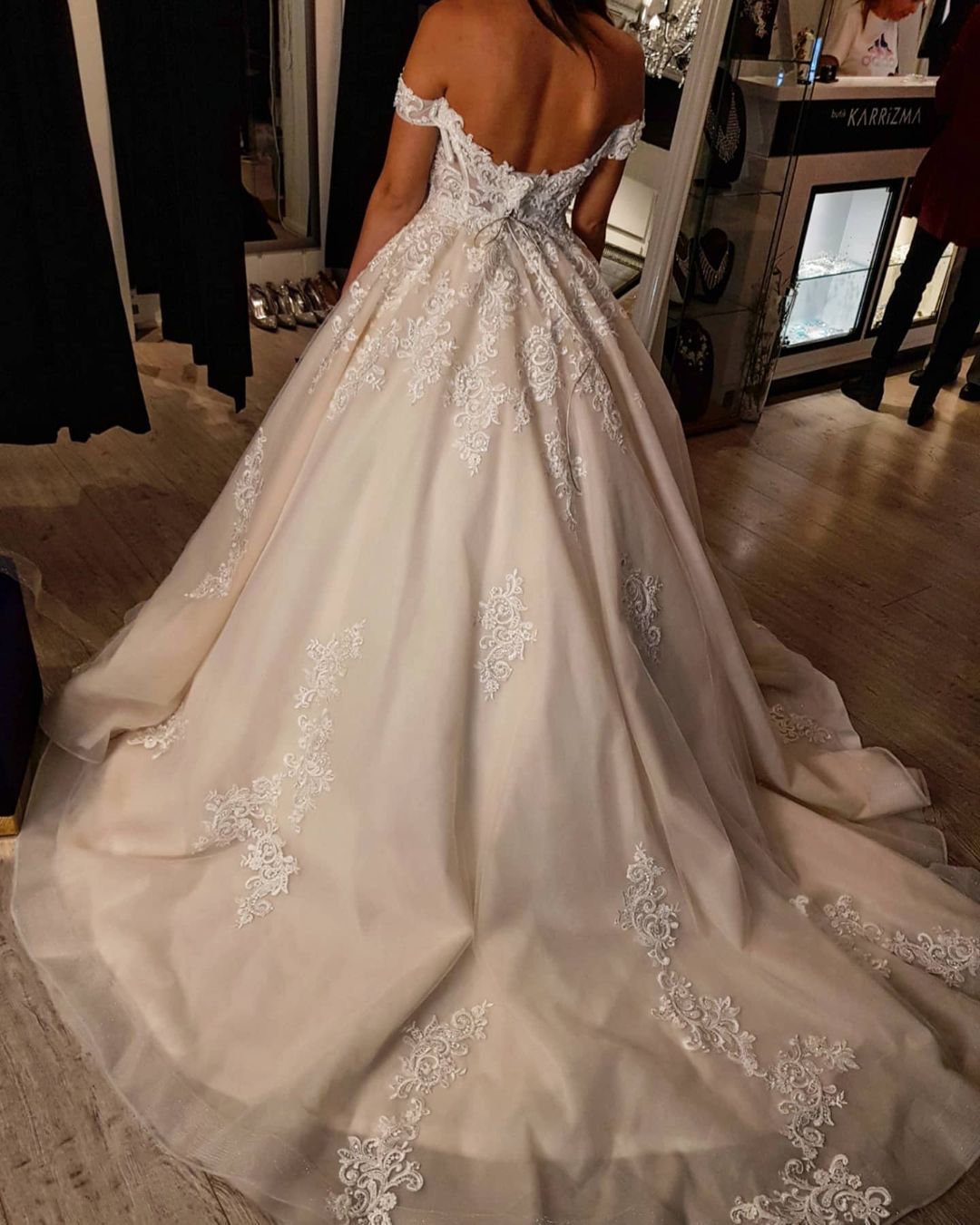 Modest Long A-line Off-the-shoulder Tulle Princess Wedding Dress with Lace-showprettydress