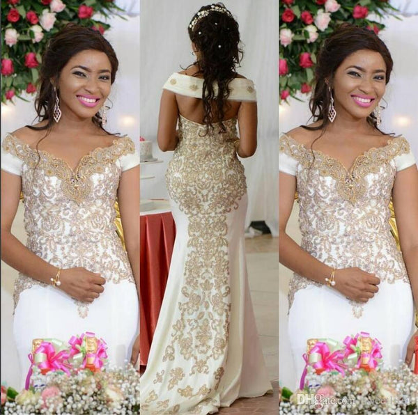 Off the shoulder Golden Lace appliques Backless Wedding Dress-showprettydress