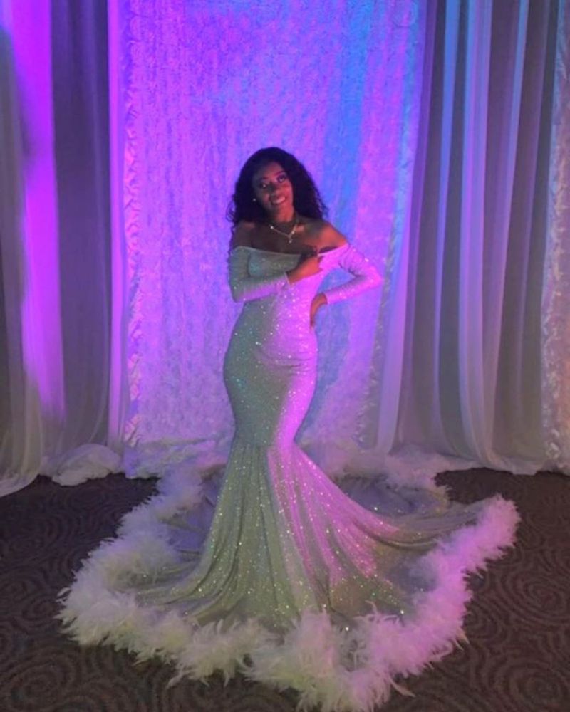 Off-the-shoulder Sequins Fur Trim Court Train Mermaid Prom Gowns-showprettydress