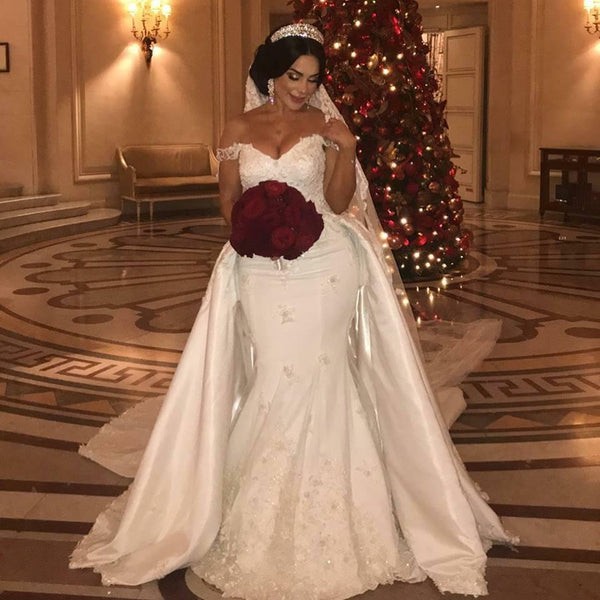 Off the Shoulder Sweetheart Tulle lace Appliques Long Wedding Dress with Detachable Train-showprettydress