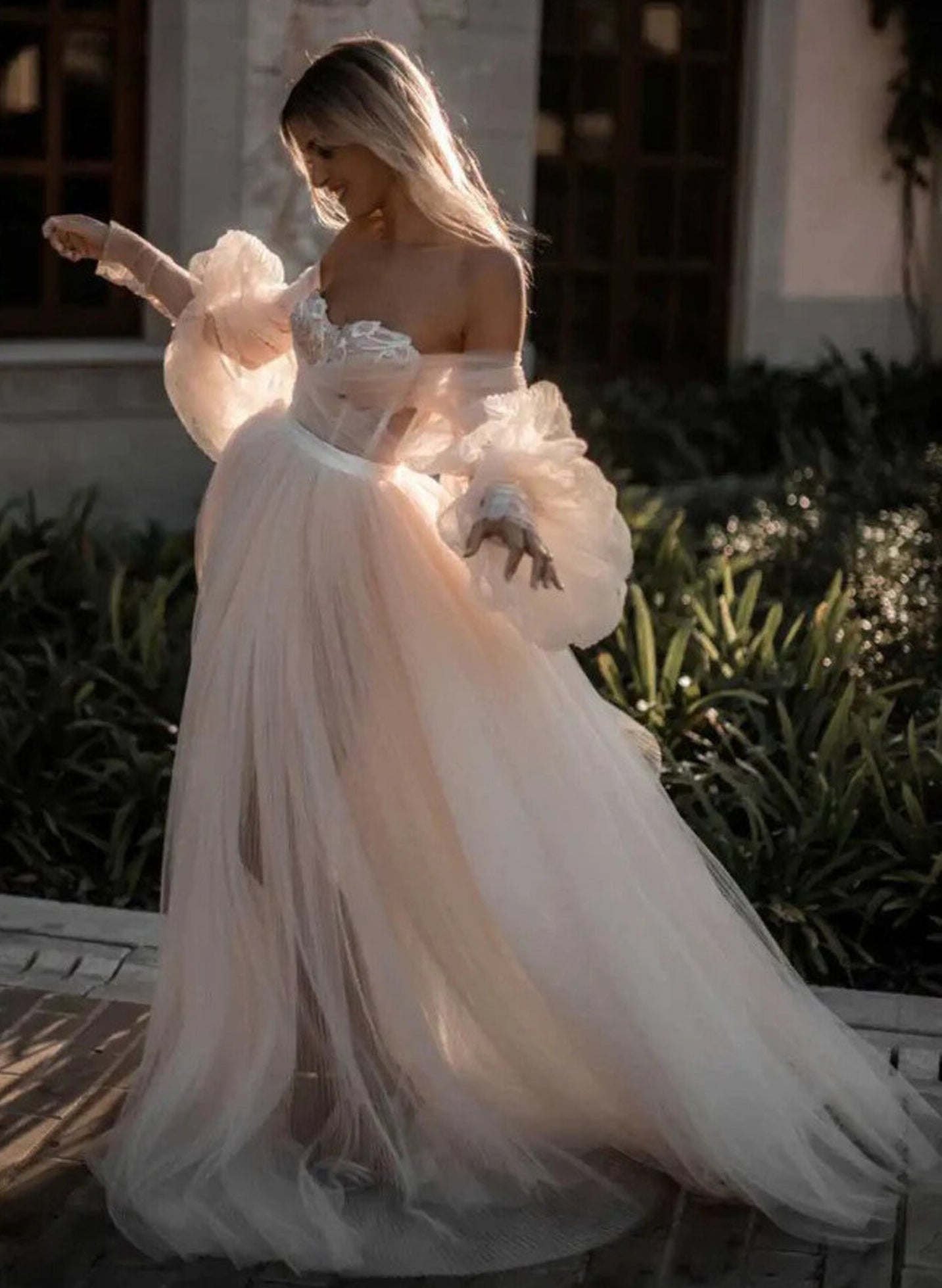 Pink Romantic Long Sleeves Off-The-Shoulder Wedding Dresses Lace-Showprettydress