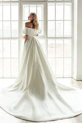 Retro White Wedding Dress With Train Satin Off The Shoulder Pleated Mermaid Bridal Gowns-showprettydress