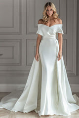 Retro White Wedding Dress With Train Satin Off The Shoulder Pleated Mermaid Bridal Gowns-showprettydress
