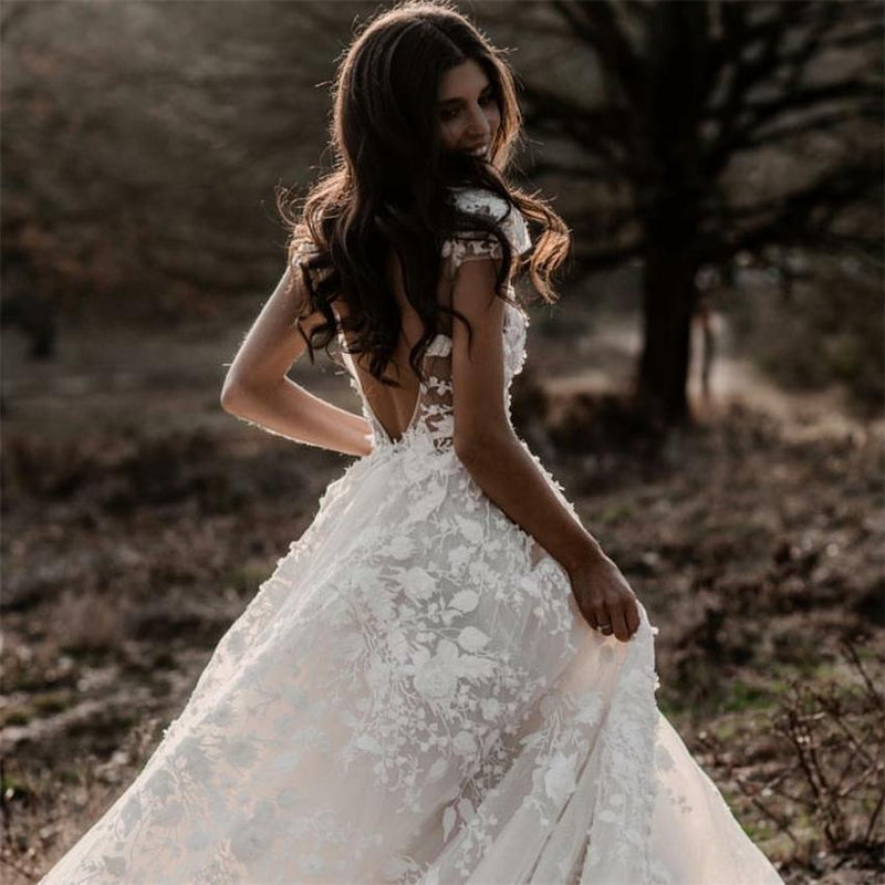 Romantic Ivory Lace Floor length A line Puffy Princess Wedding Dress-showprettydress