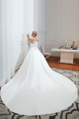 Romantic Lace Long Sleevess Princess Satin Wedding Dress-showprettydress