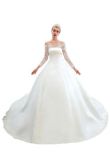 Romantic Lace Long Sleevess Princess Satin Wedding Dress-showprettydress