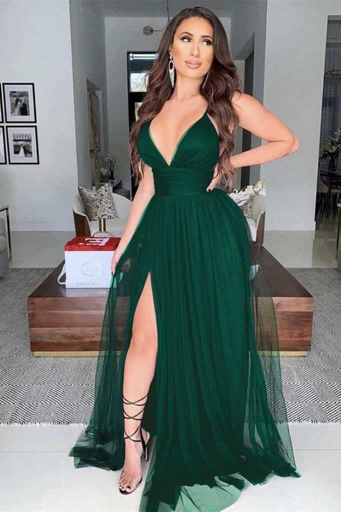 Showprettydess Black Modern V-Neck Prom Dress with Slit-showprettydress