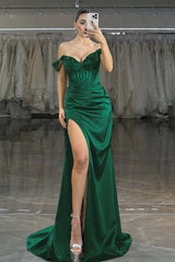 Showprettydess Charming Dark Green Satin Off-the-Shoulder Strapless Long Prom Dress with Beadings-showprettydress