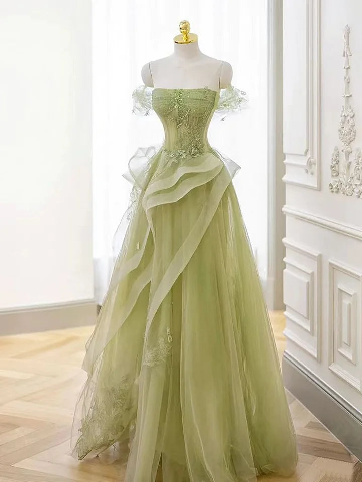 Showprettydess Charming Lace Strapless Off-the-Shoulder A-Line Long Tulle Prom Dress with Ruffle-showprettydress