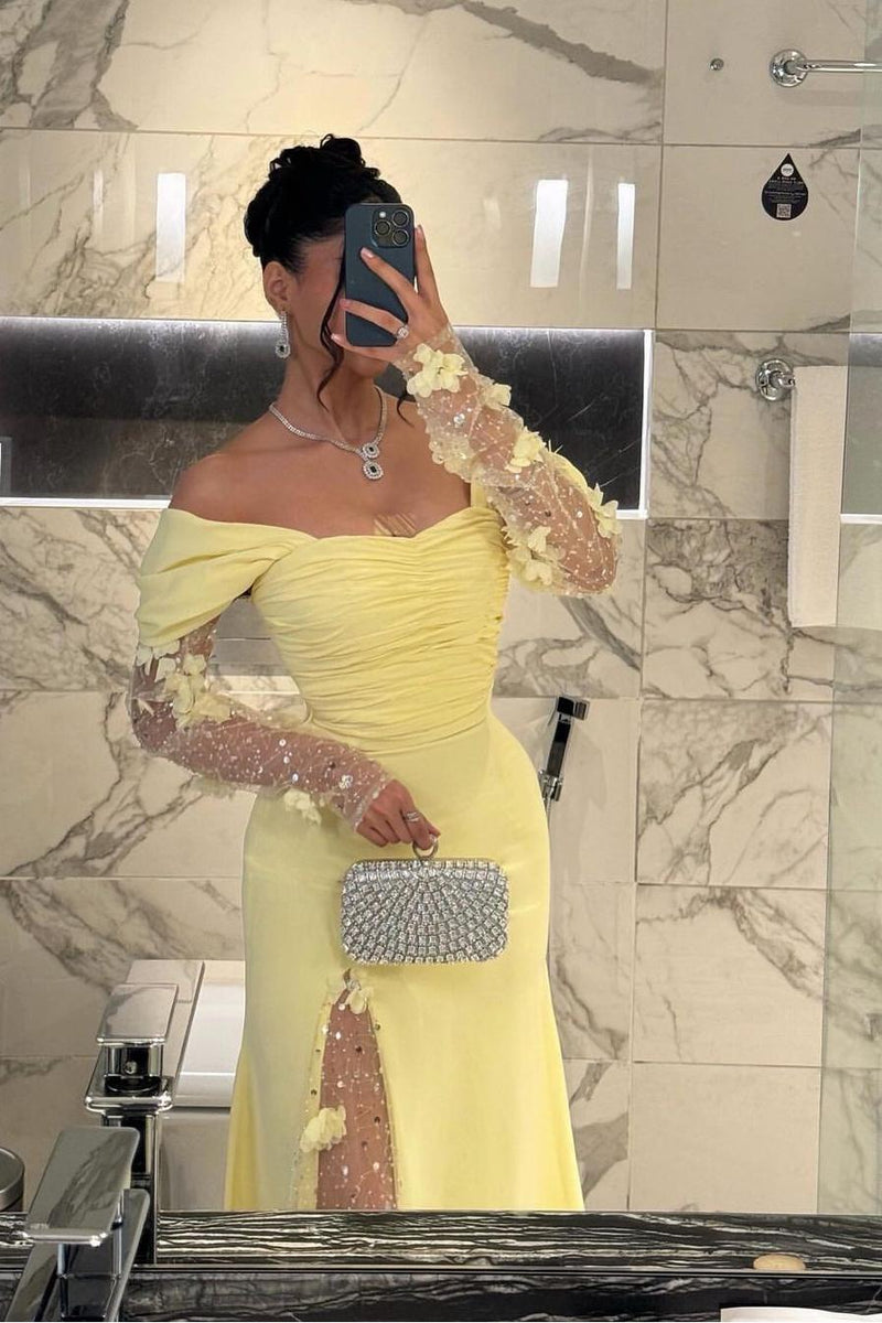Showprettydess Chic Daffodil Satin Long Sleeves Off-the-Shoulder Pleated Prom Dress with Sequins-showprettydress
