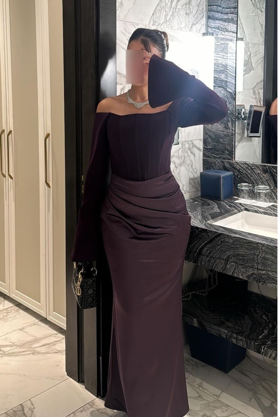 Showprettydess Chic Satin Regency Off-the-Shoulder Long Sleeves Mermaid Prom Dress with Pleats-showprettydress