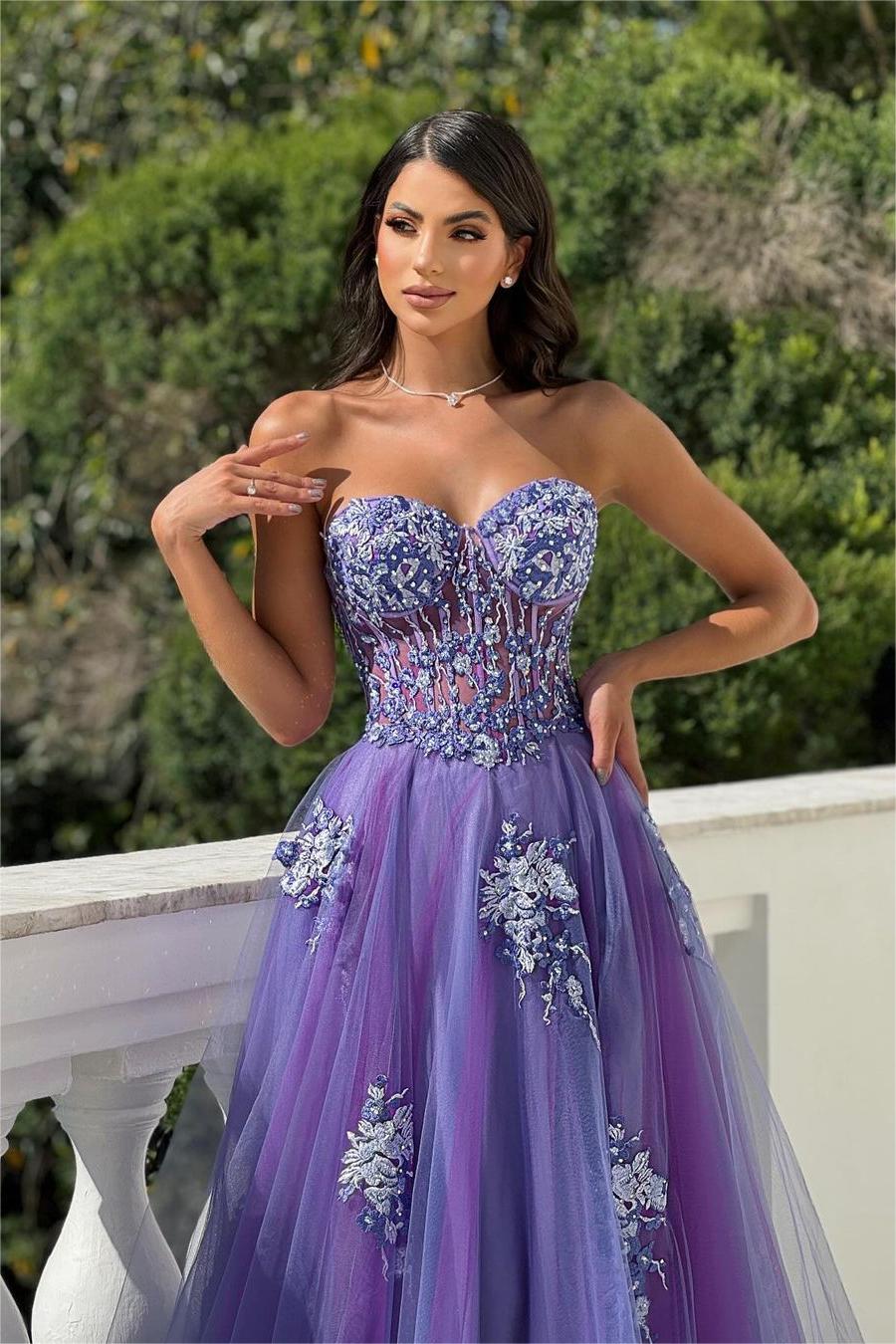 Showprettydess Glamorous Purple Tulle Strapless Sleeveless Prom Dress with Beadings & Appliques & Split-showprettydress