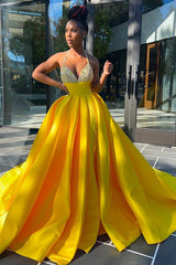 Showprettydess Glamorous Yellow Sequined V-Neck A-Line Prom Dress Sleeveless with Split-showprettydress