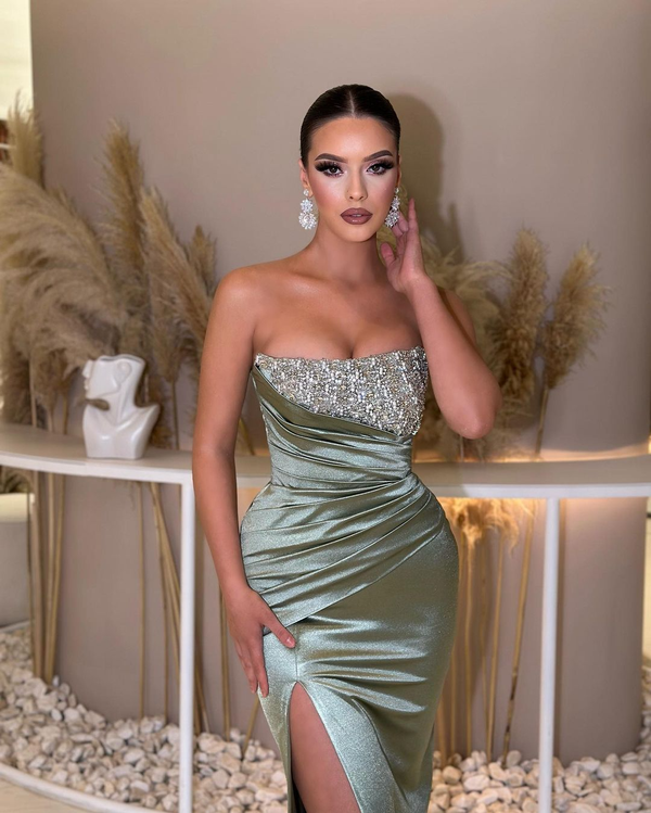 Showprettydess Strapless Sleeveless Prom Dress with Beading & Split & Ruffles-showprettydress