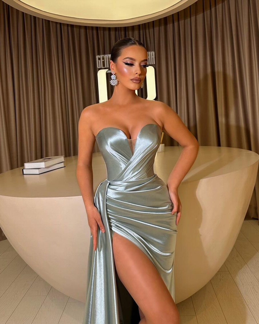 Showprettydess Stunning Sweetheart Sleeveless Prom Dress with High Split & Ruffles-showprettydress