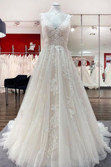 Simple Long A-line Tulle Lace V Neck Appliques Lace Open Back Wedding Dress-showprettydress