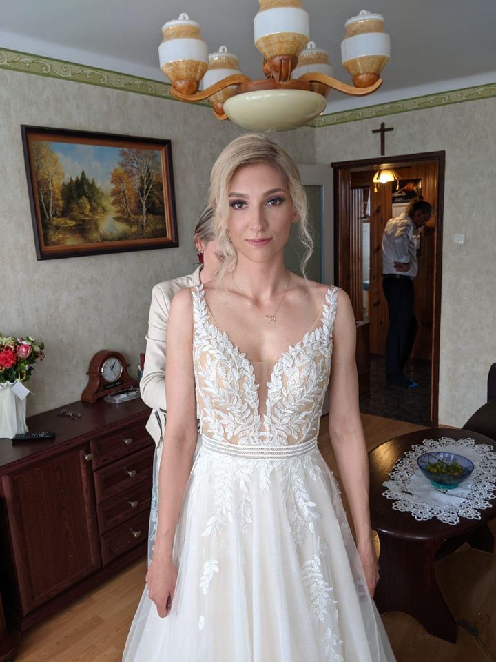 Simple Long A-line V-neck Open Back Tulle Lace Wedding Dress-showprettydress