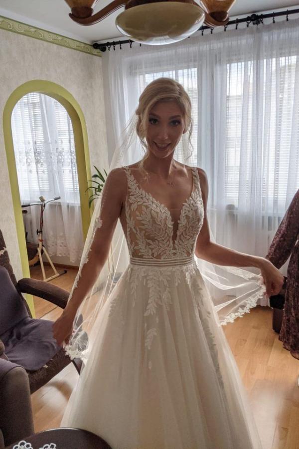 Simple Long A-line V-neck Open Back Tulle Lace Wedding Dress-showprettydress