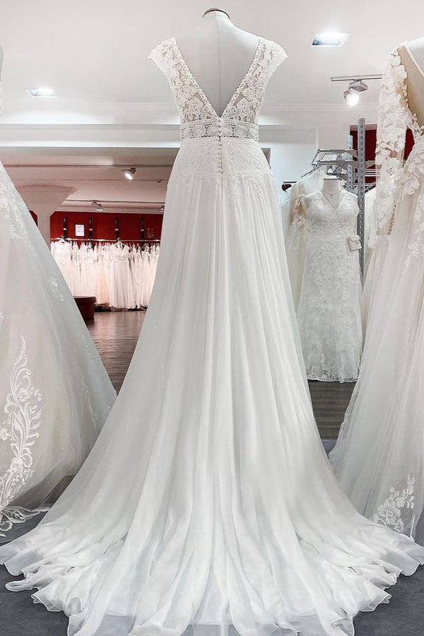 Simple Long A-line V-neck Tulle Appliques Lace Wedding Dress-showprettydress