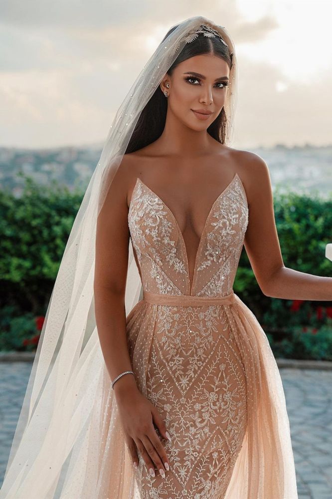 Sleeveless Floral Lace Mermaid Wedding Dress Detachable Train-showprettydress