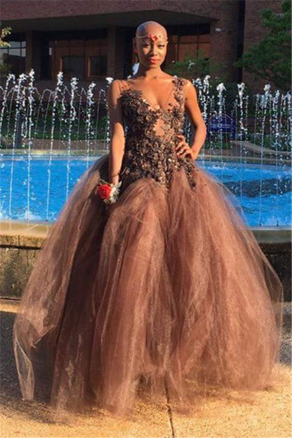 Spaghetti Straps V-neck Sleeveless Appliques Tulle Ball Gown Prom Dresses-showprettydress