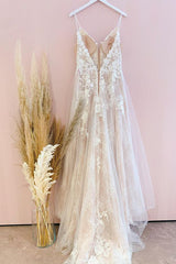 Stunning Long A-Line Spaghetti Straps Tulle Lace Wedding Dress-showprettydress